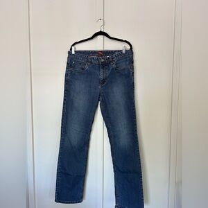 Tommy Bahama Men's Straight-Leg Denim Jeans in Medium Blue